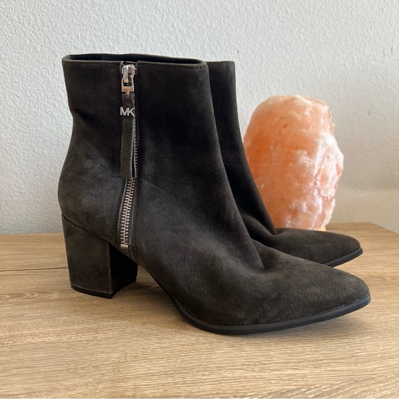 Like new! Michael Kors Gray Suede Dawson Ankle Booties - Picture 1 of 9